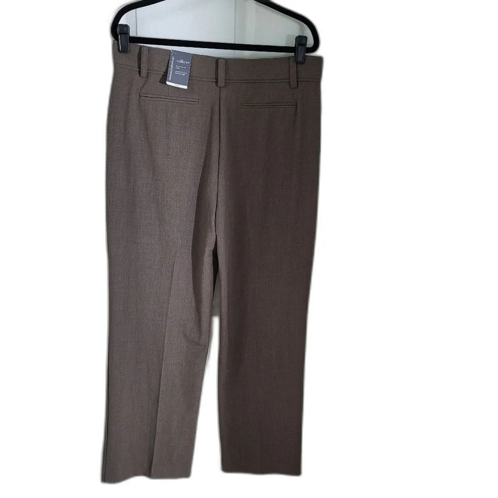 NEW Women's Trousers - Size 14